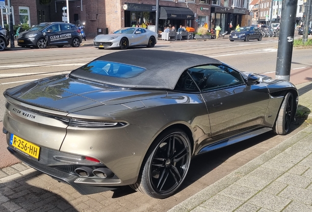 Aston Martin DBS Superleggera Volante