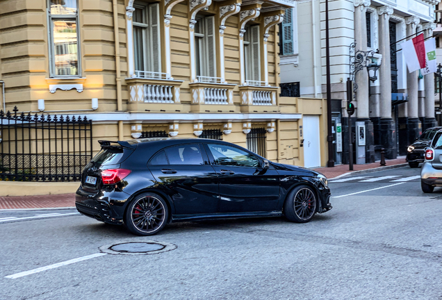 Mercedes-AMG A 45 W176 2015