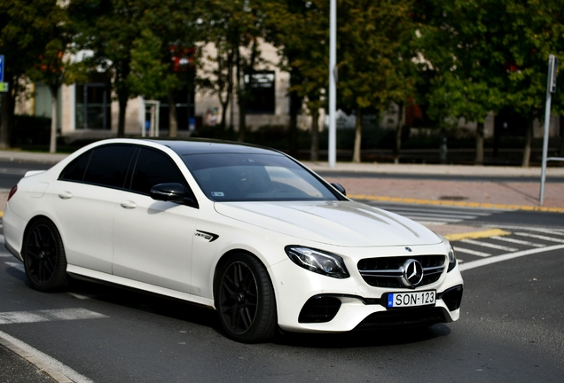 Mercedes-AMG E 63 S W213