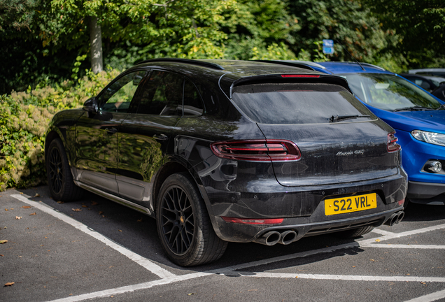 Porsche 95B Macan GTS