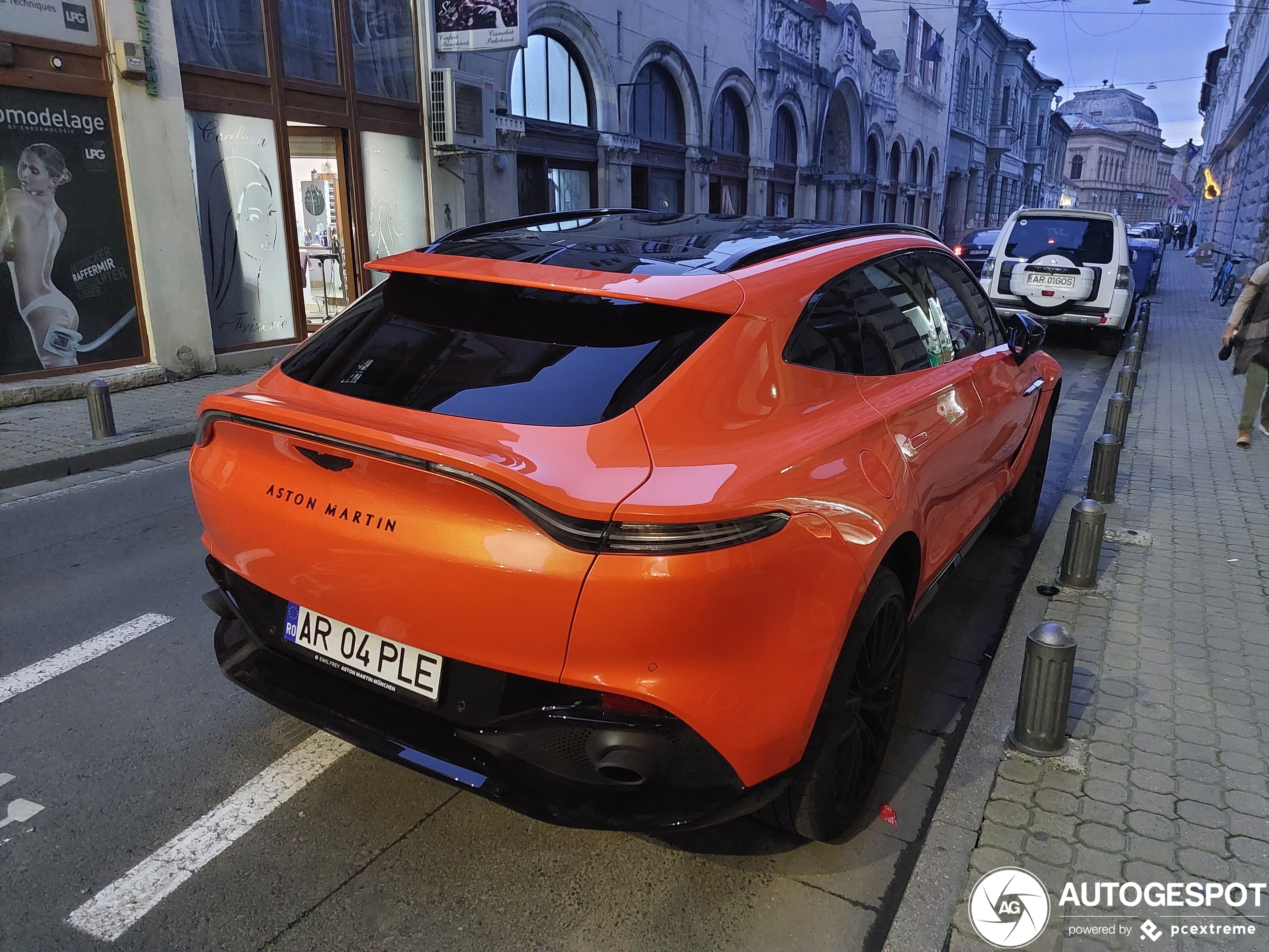 Aston Martin DBX