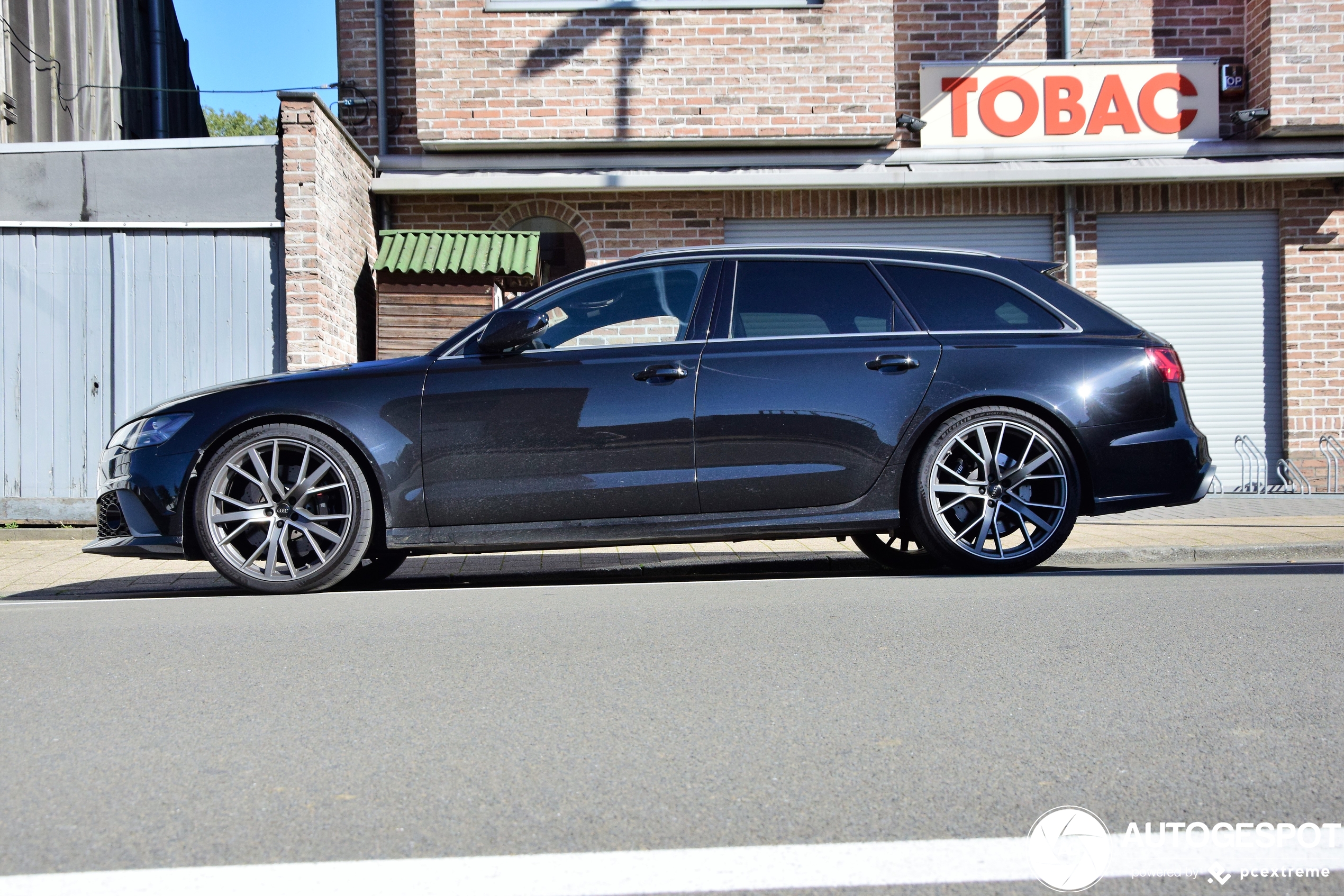 Audi RS6 Avant C7 2015