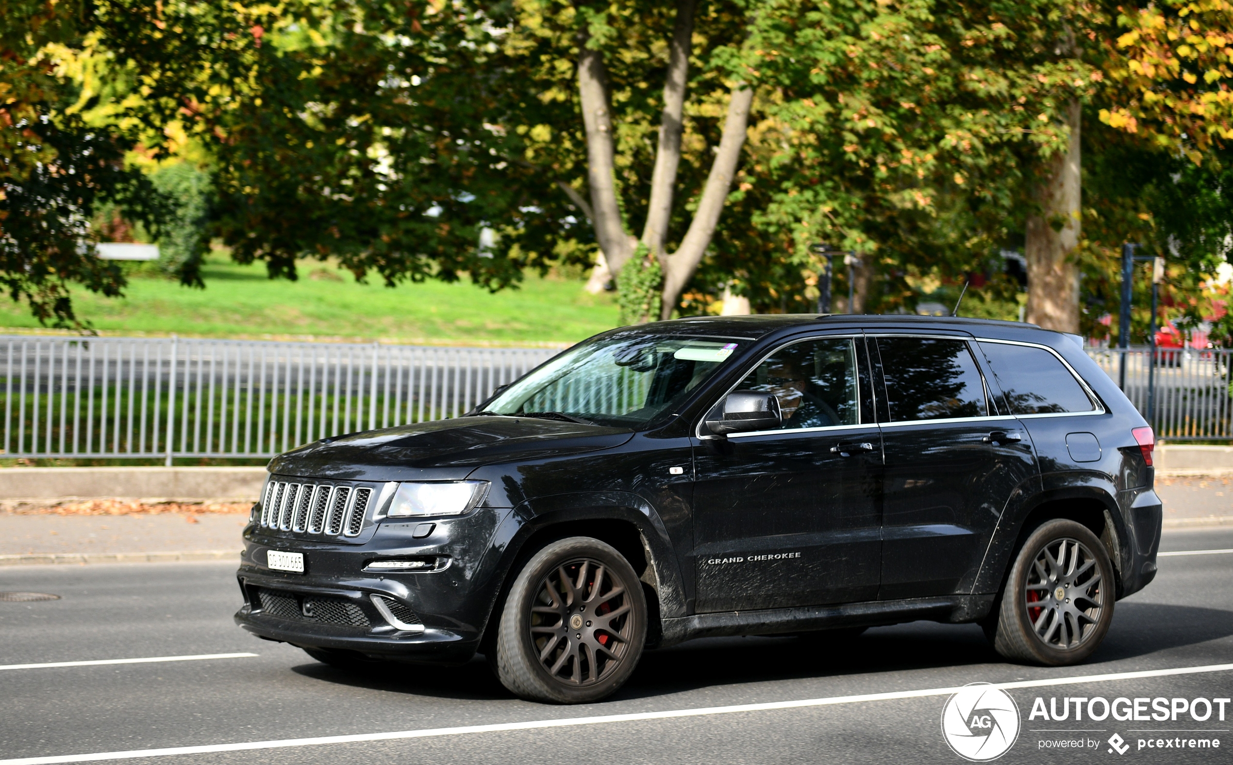 Jeep Grand Cherokee SRT-8 2012