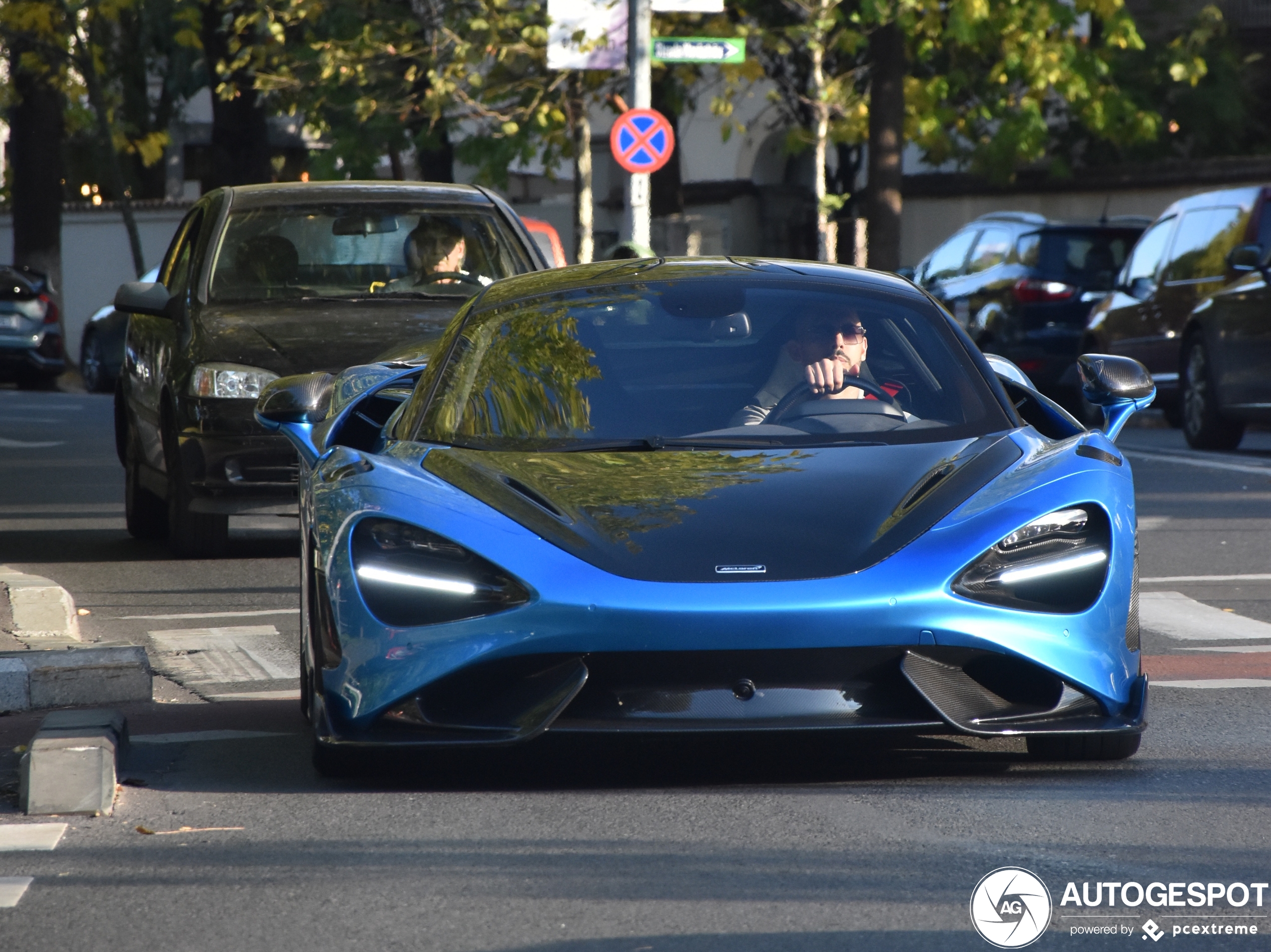 McLaren 765LT