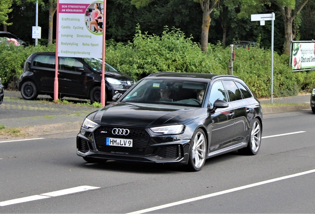 Audi RS4 Avant B9