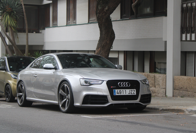 Audi RS5 B8 2012