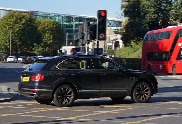 Bentley Bentayga V8