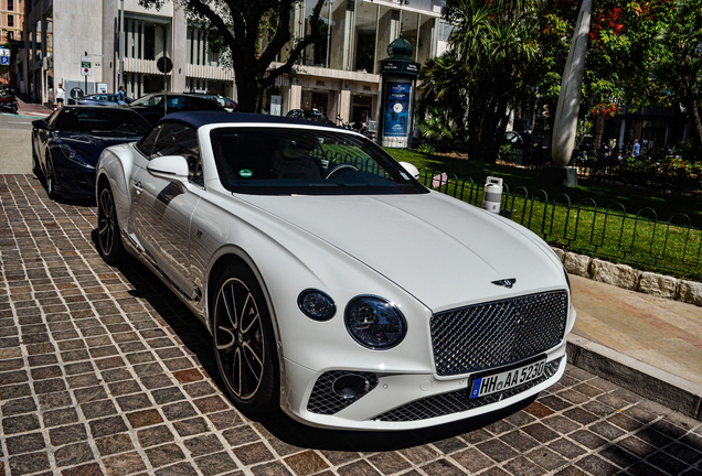 Bentley Continental GTC V8 2020