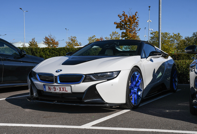 BMW i8 Roadster