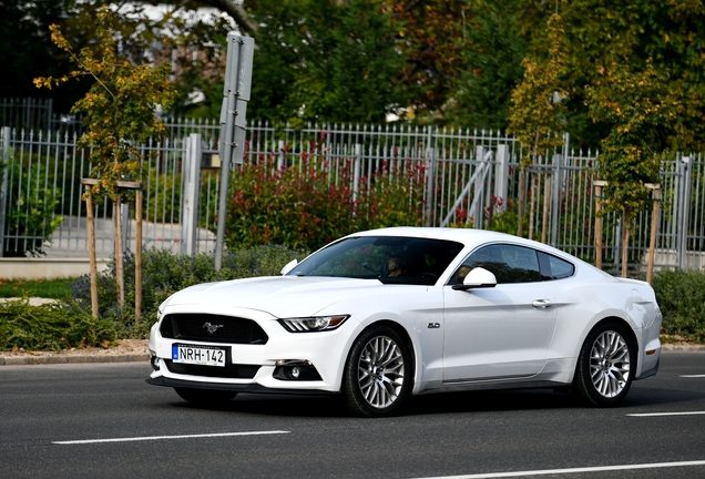 Ford Mustang GT 2015