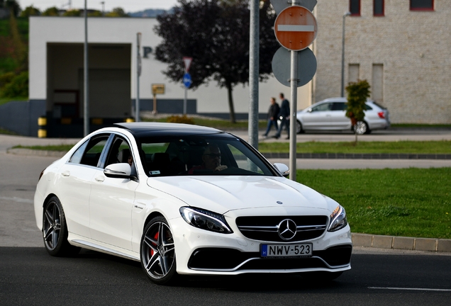 Mercedes-AMG C 63 S W205