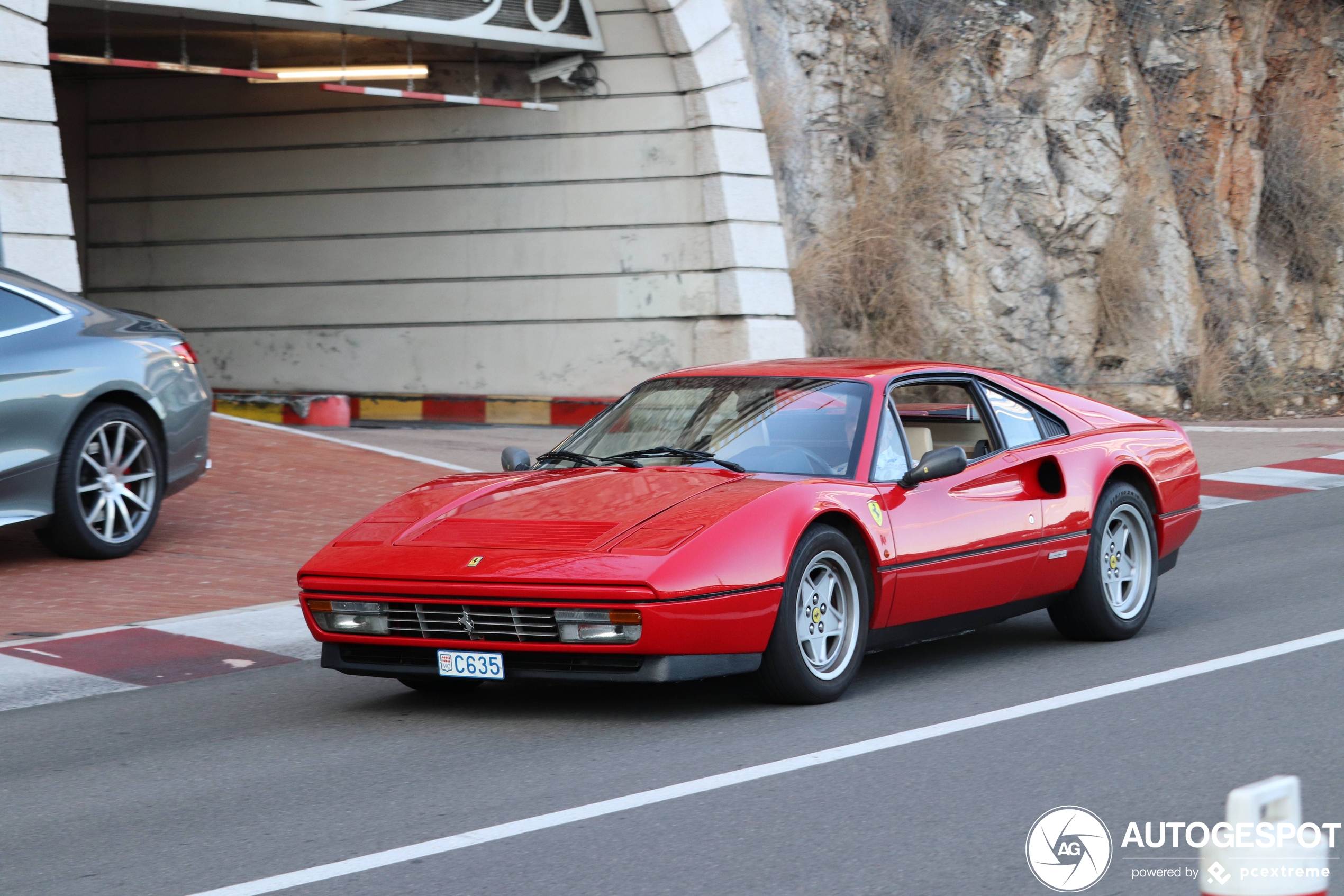 Ferrari 328 GTB