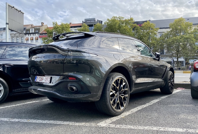 Aston Martin DBX