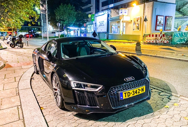 Audi R8 V10 2015