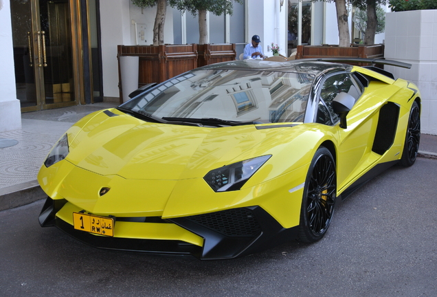 Lamborghini Aventador LP750-4 SuperVeloce Roadster