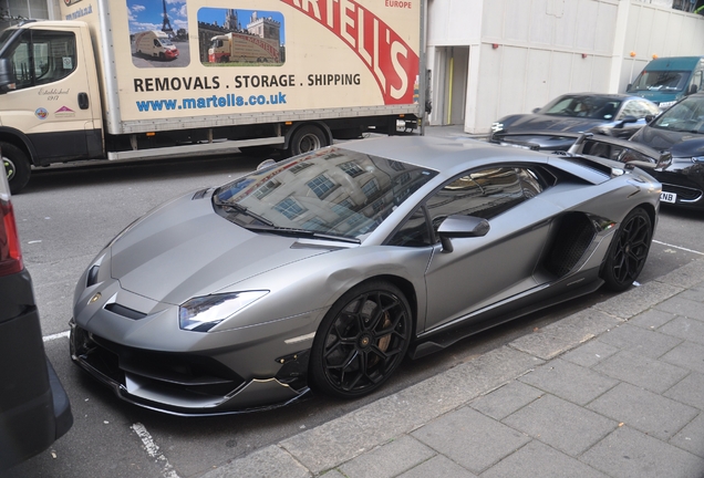 Lamborghini Aventador LP770-4 SVJ