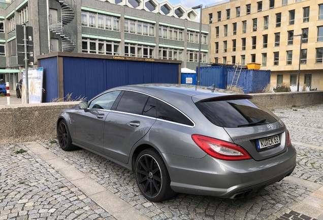 Mercedes-Benz CLS 63 AMG X218 Shooting Brake