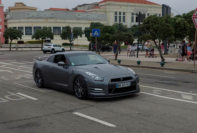 Nissan GT-R 2013