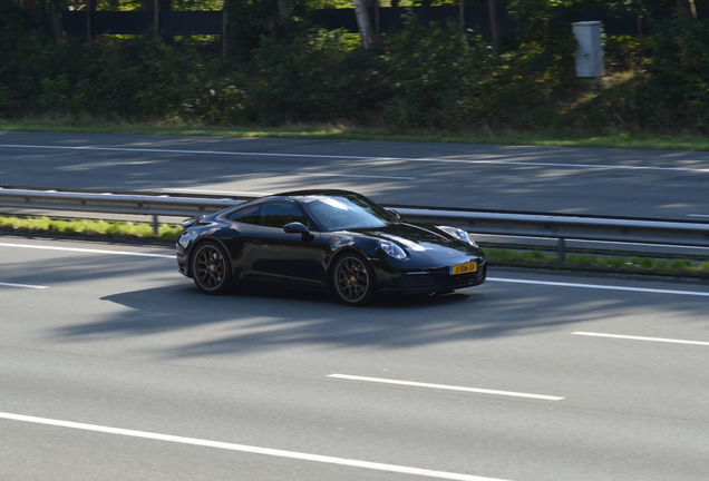 Porsche 992 Carrera S