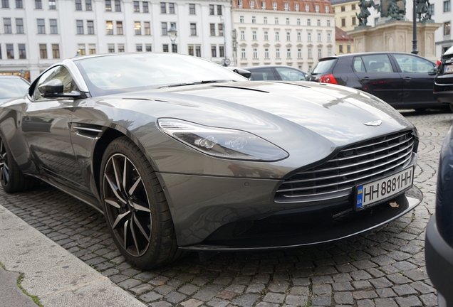 Aston Martin DB11