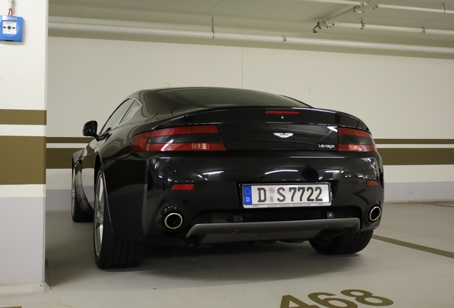 Aston Martin V8 Vantage