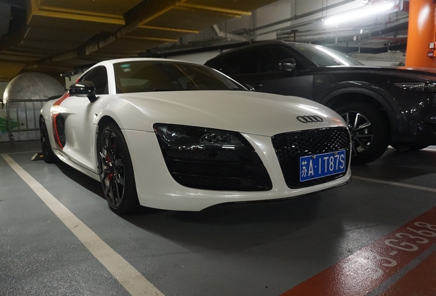 Audi R8 V10