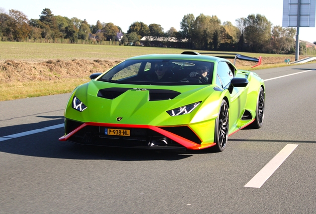 Lamborghini Huracán LP640-2 STO