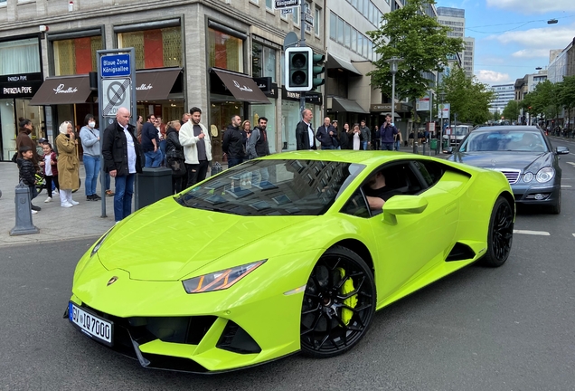 Lamborghini Huracán LP640-4 EVO