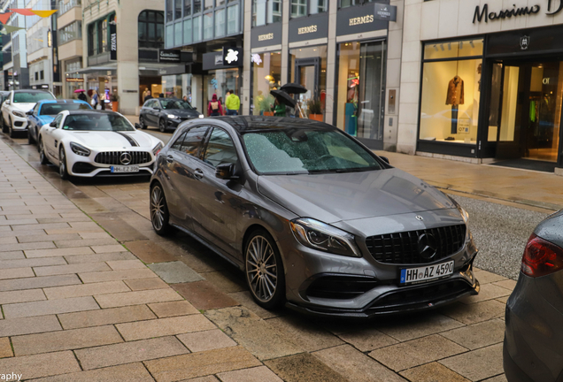 Mercedes-AMG A 45 W176 2015