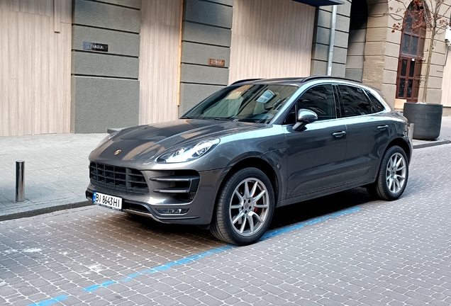 Porsche 95B Macan Turbo