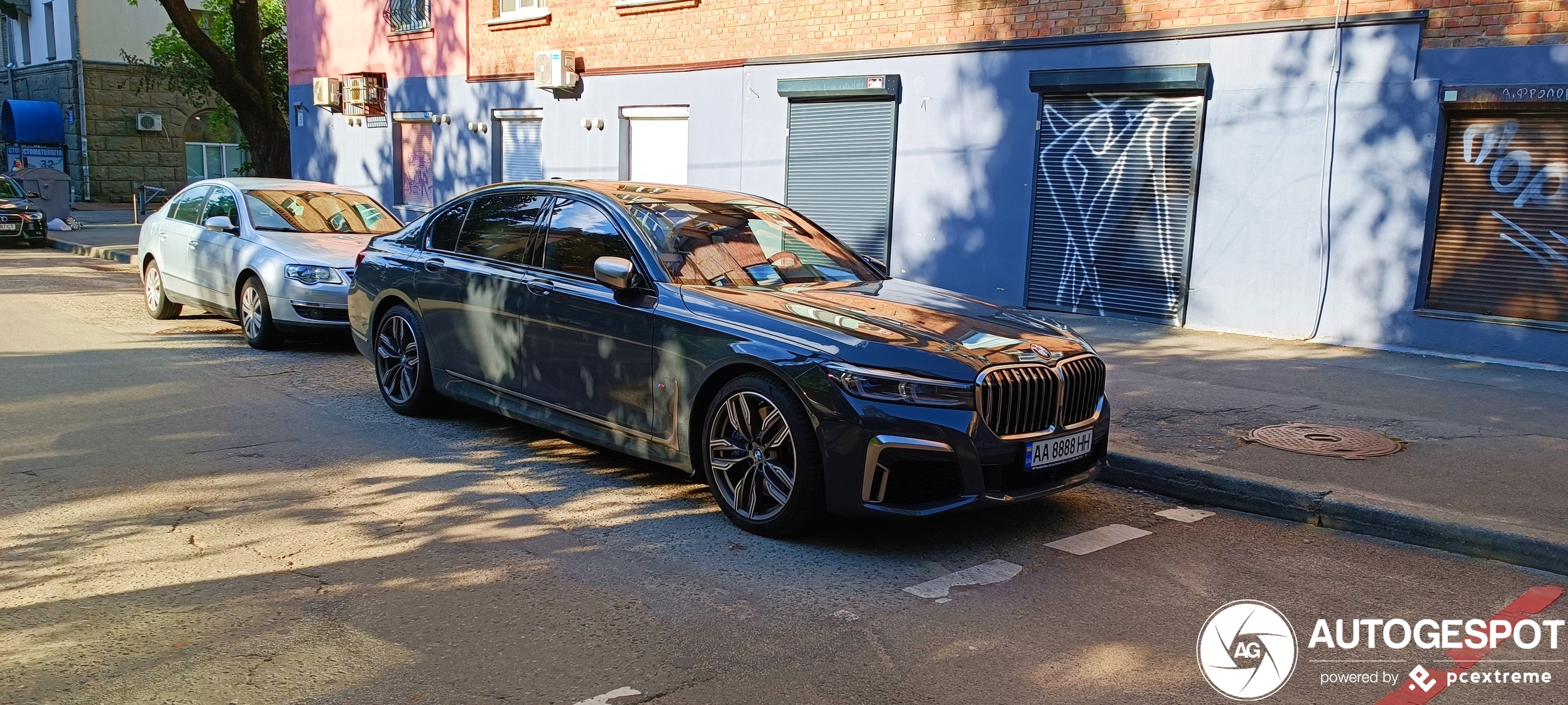 BMW M760Li xDrive 2019