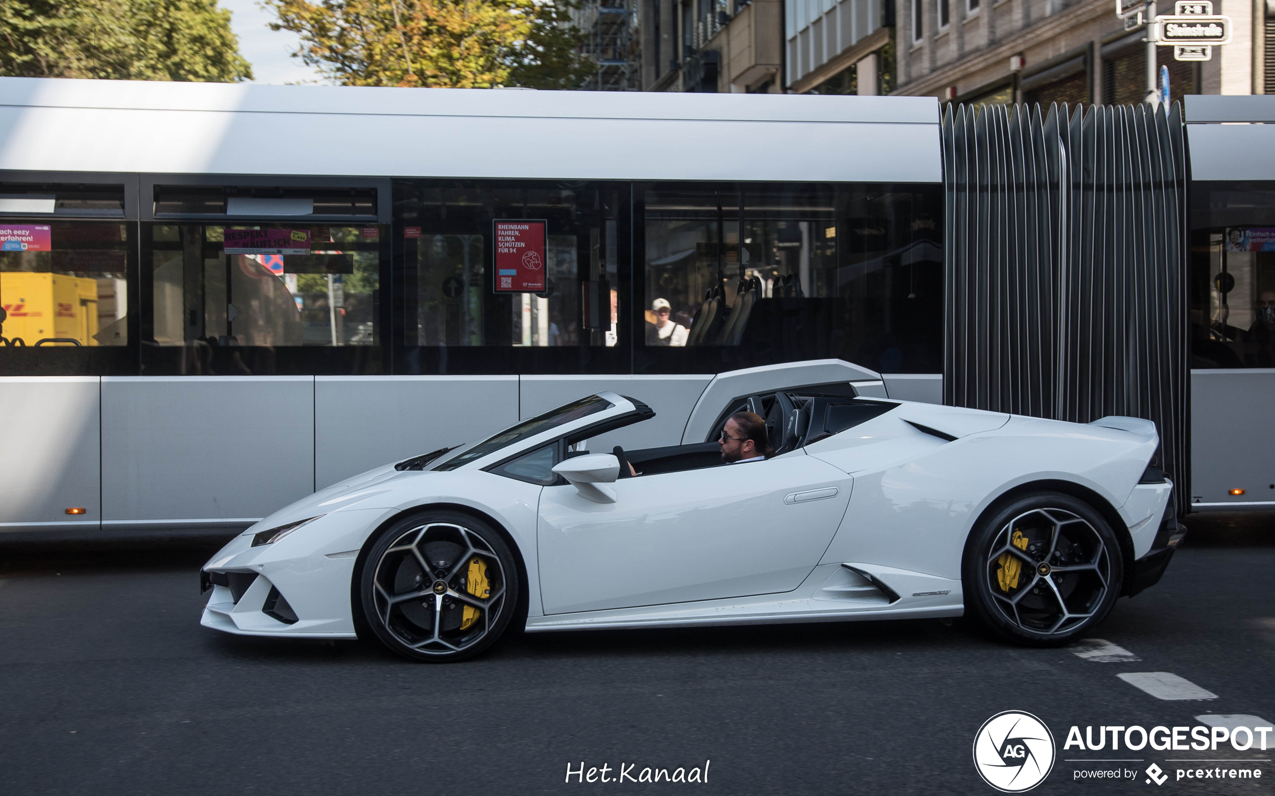 Lamborghini Huracán LP640-4 EVO Spyder