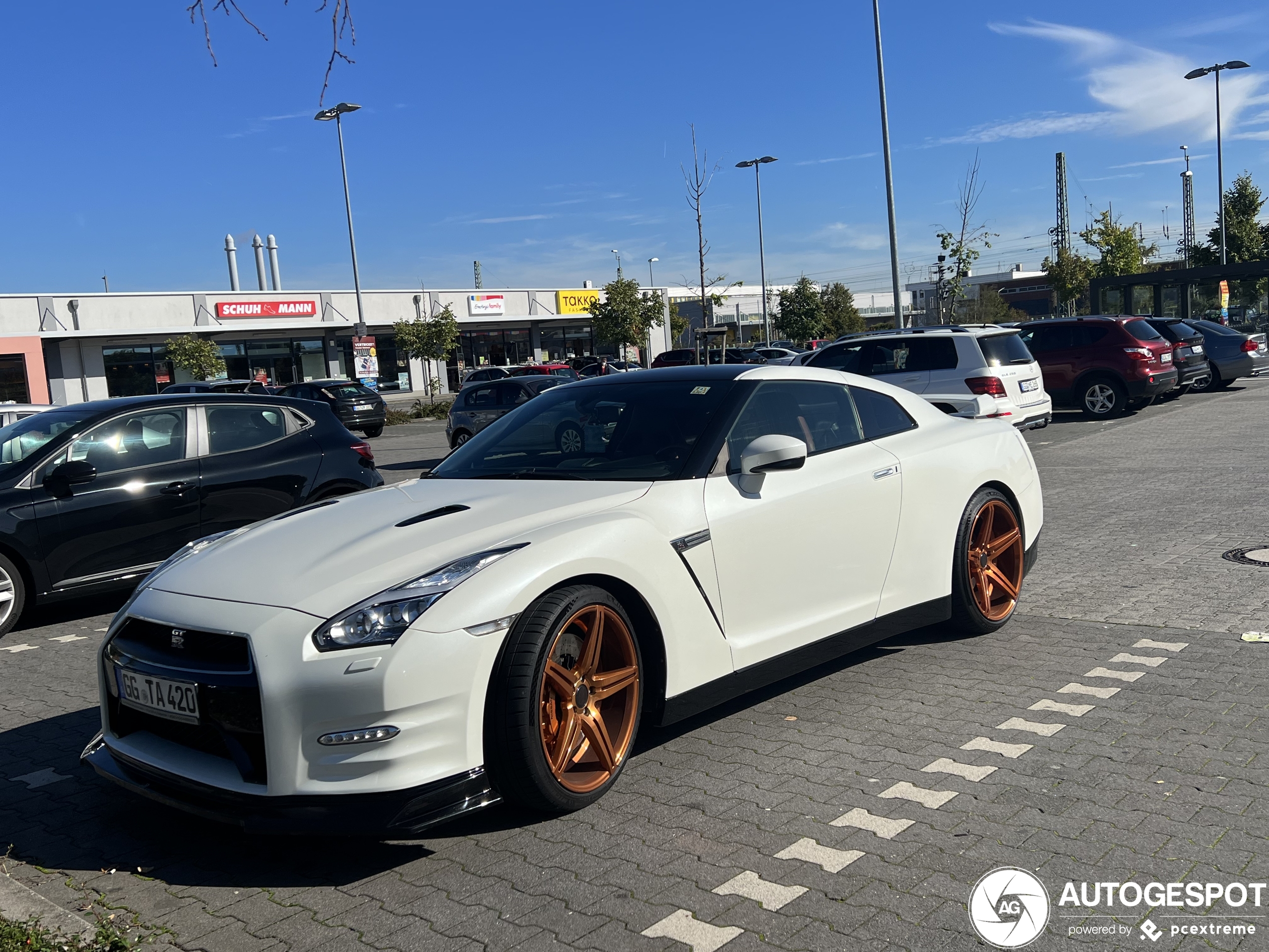 Nissan GT-R 2011