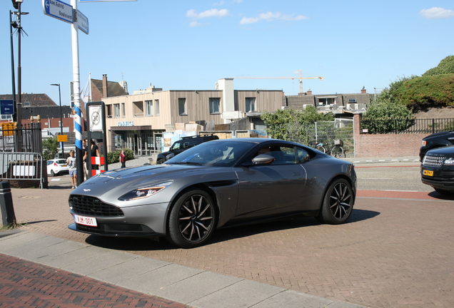 Aston Martin DB11