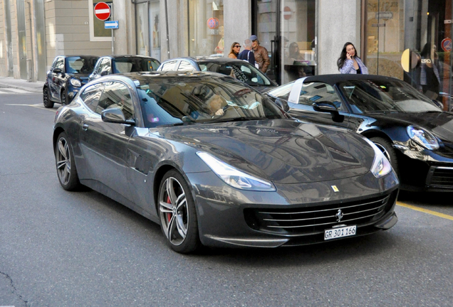 Ferrari GTC4Lusso T