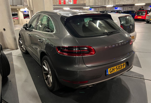 Porsche 95B Macan Turbo