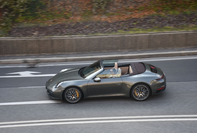 Porsche 992 Carrera 4S Cabriolet