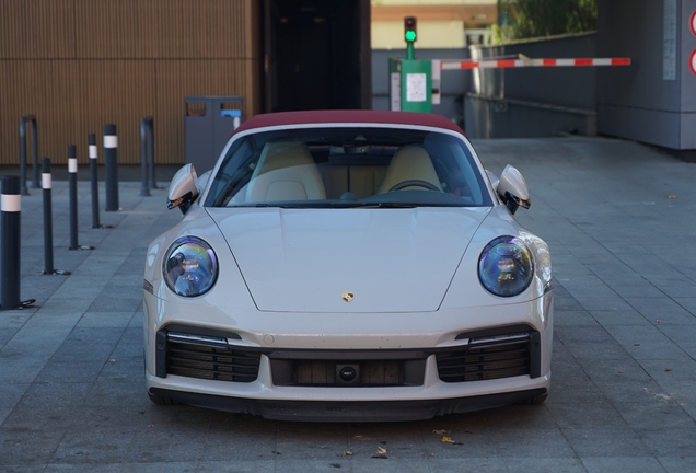 Porsche 992 Turbo Cabriolet