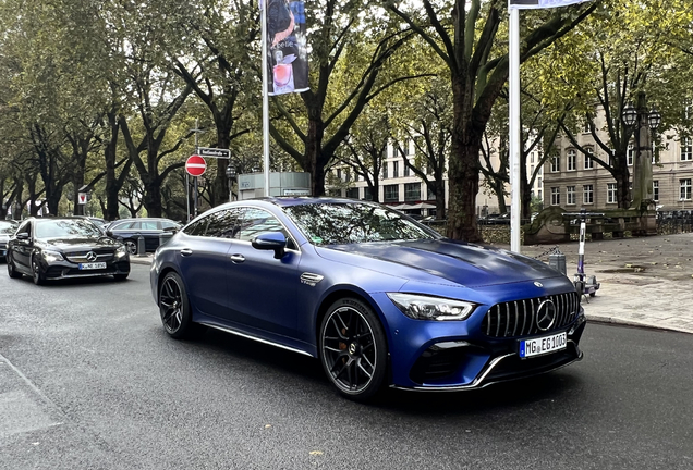Mercedes-AMG GT 63 S X290