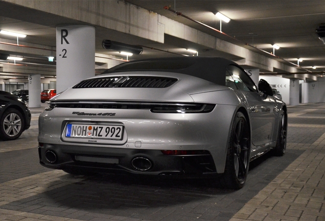 Porsche 992 Carrera 4 GTS Cabriolet