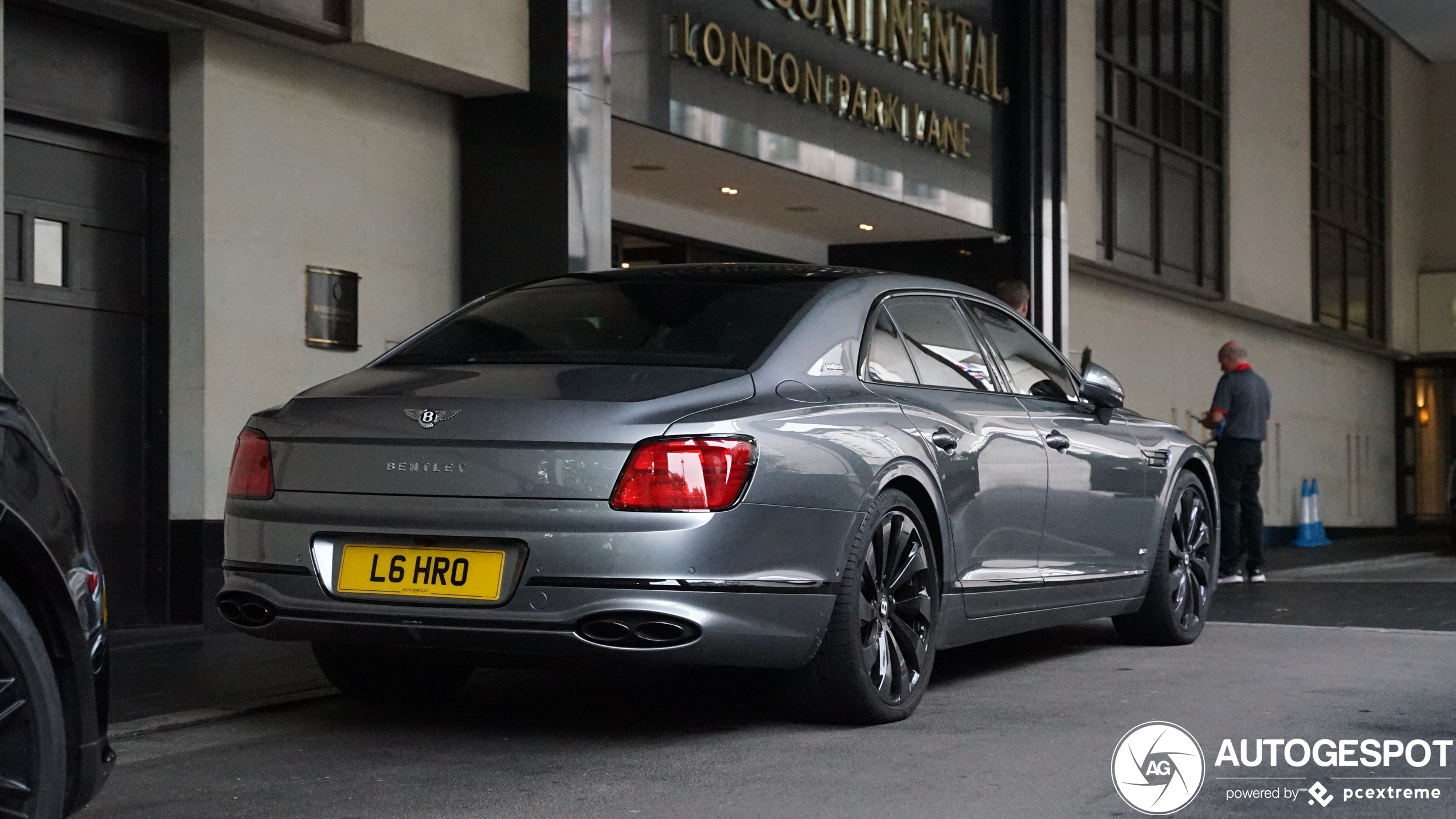 Bentley Flying Spur V8 2021 First Edition