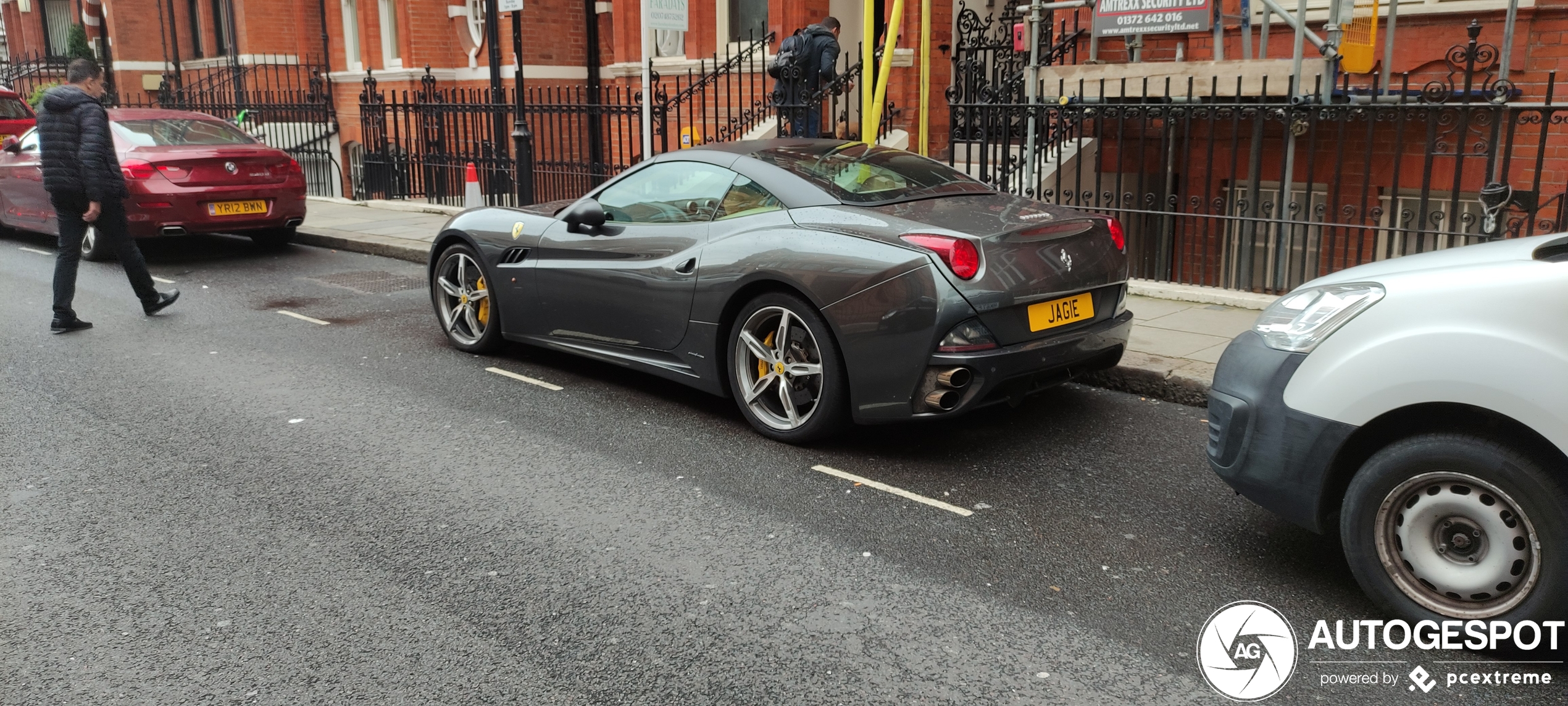 Ferrari California