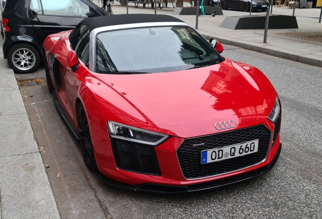 Audi R8 V10 Spyder 2016