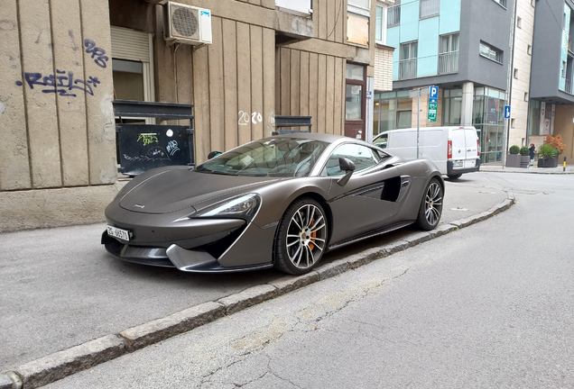 McLaren 570S