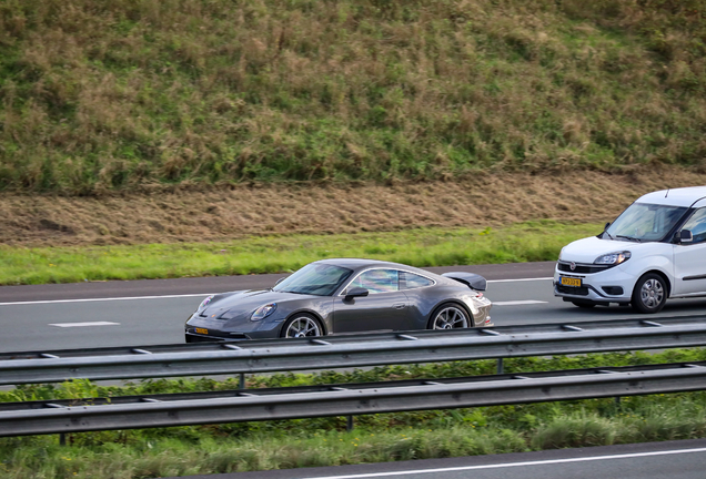 Porsche 992 GT3 Touring