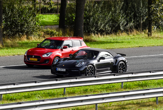 Porsche 992 Turbo Cabriolet