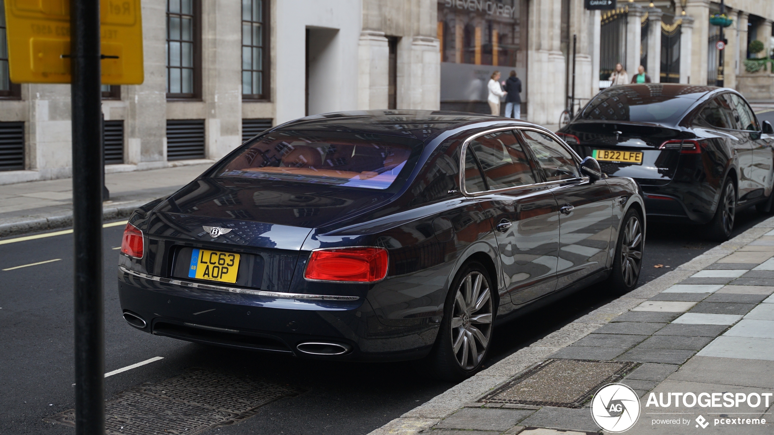 Bentley Flying Spur W12