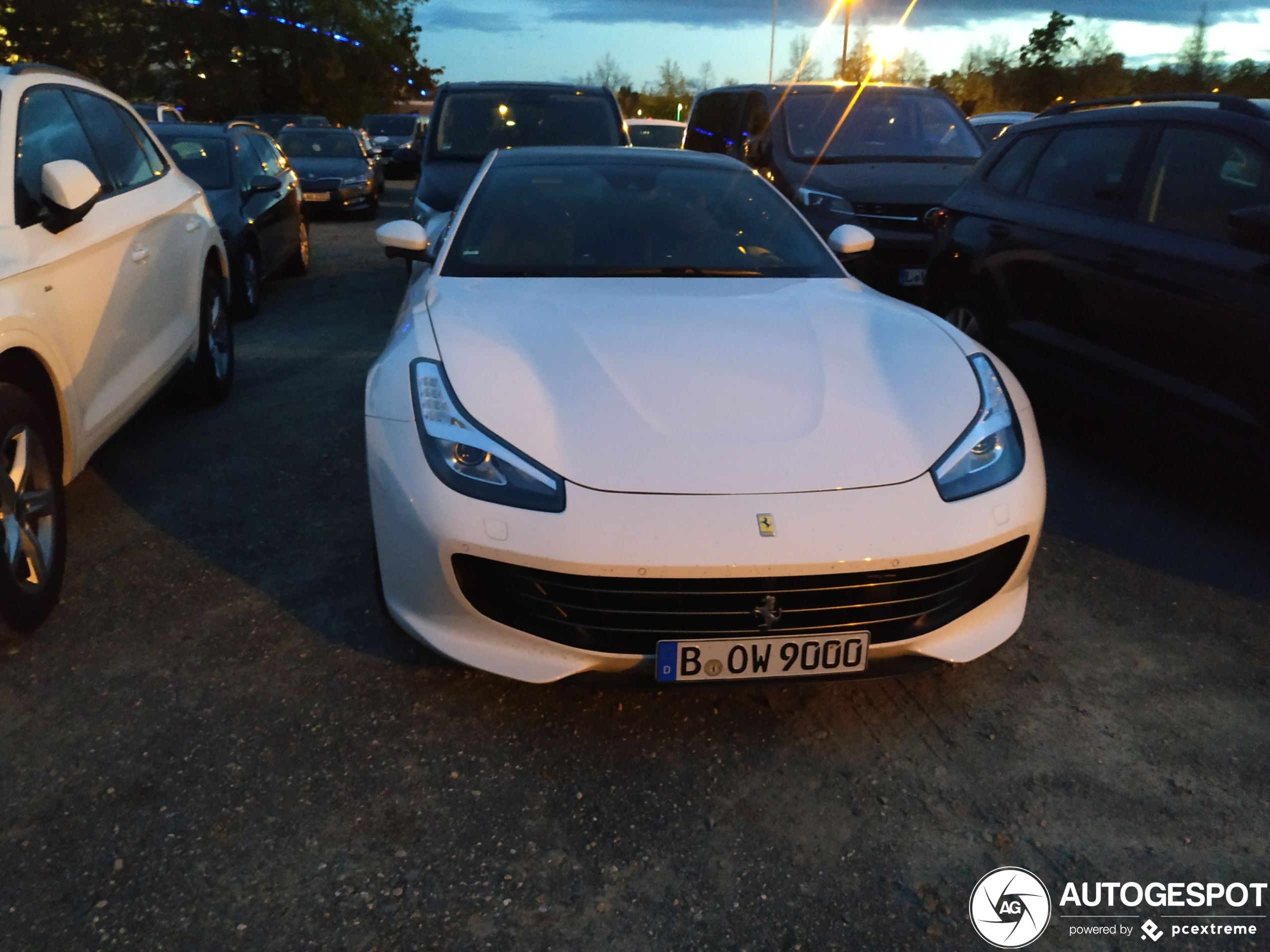 Ferrari GTC4Lusso T