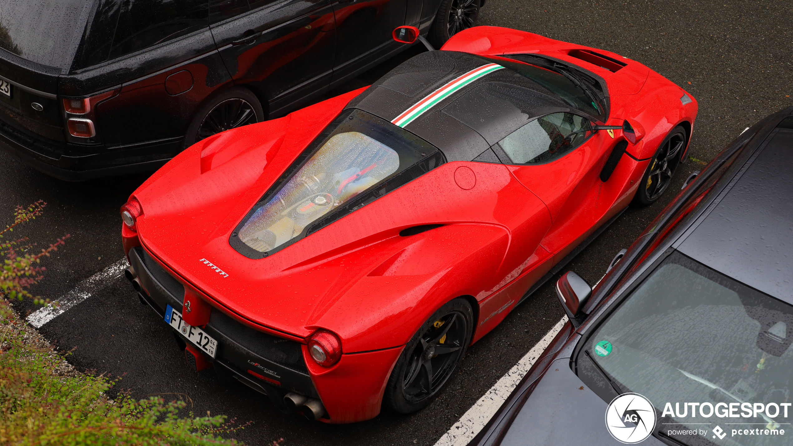 Natte LaFerrari is net even anders