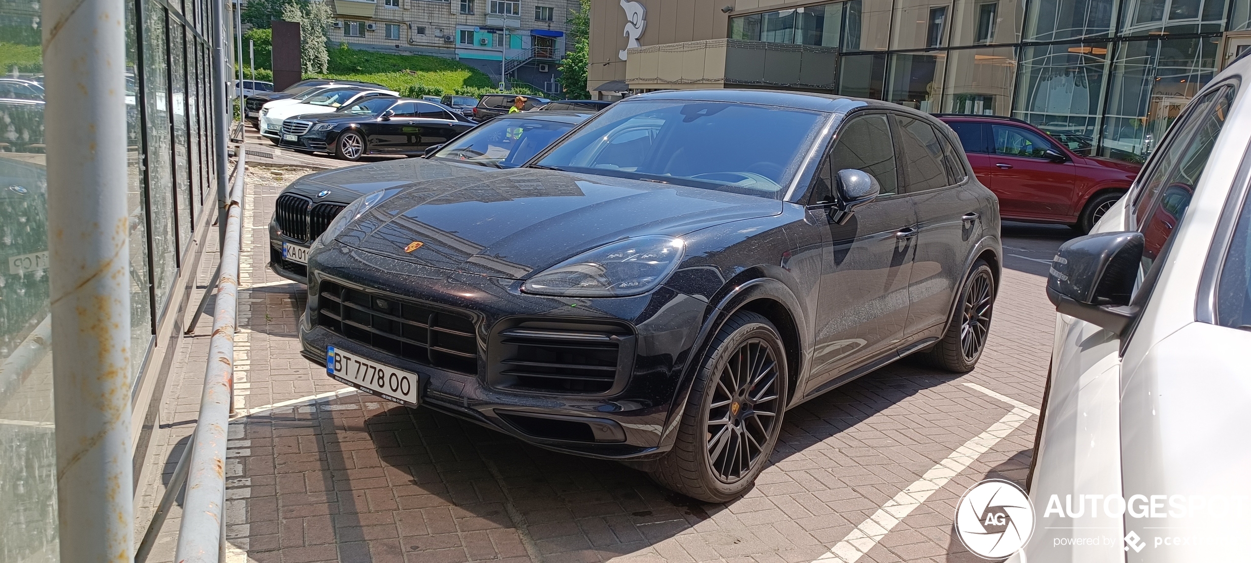 Porsche 9YA Cayenne GTS